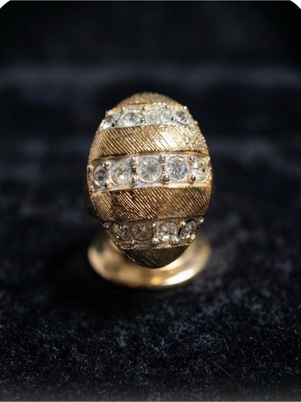 VTG - 1969 Sarah Coventry Camelot Ring - size 6